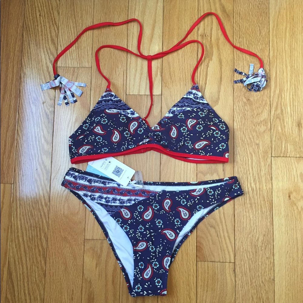 CupShe Beautiful Stringy Bikini with Back …